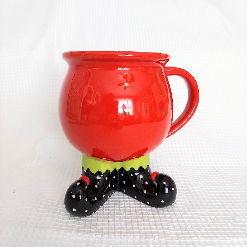 Elf Shoe Pedestal Coffee Cup Mug Christmas